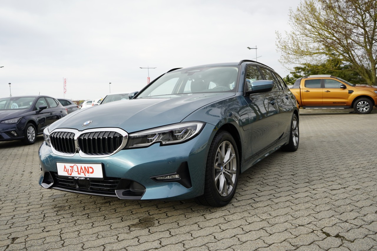 BMW 330 e Sport Line