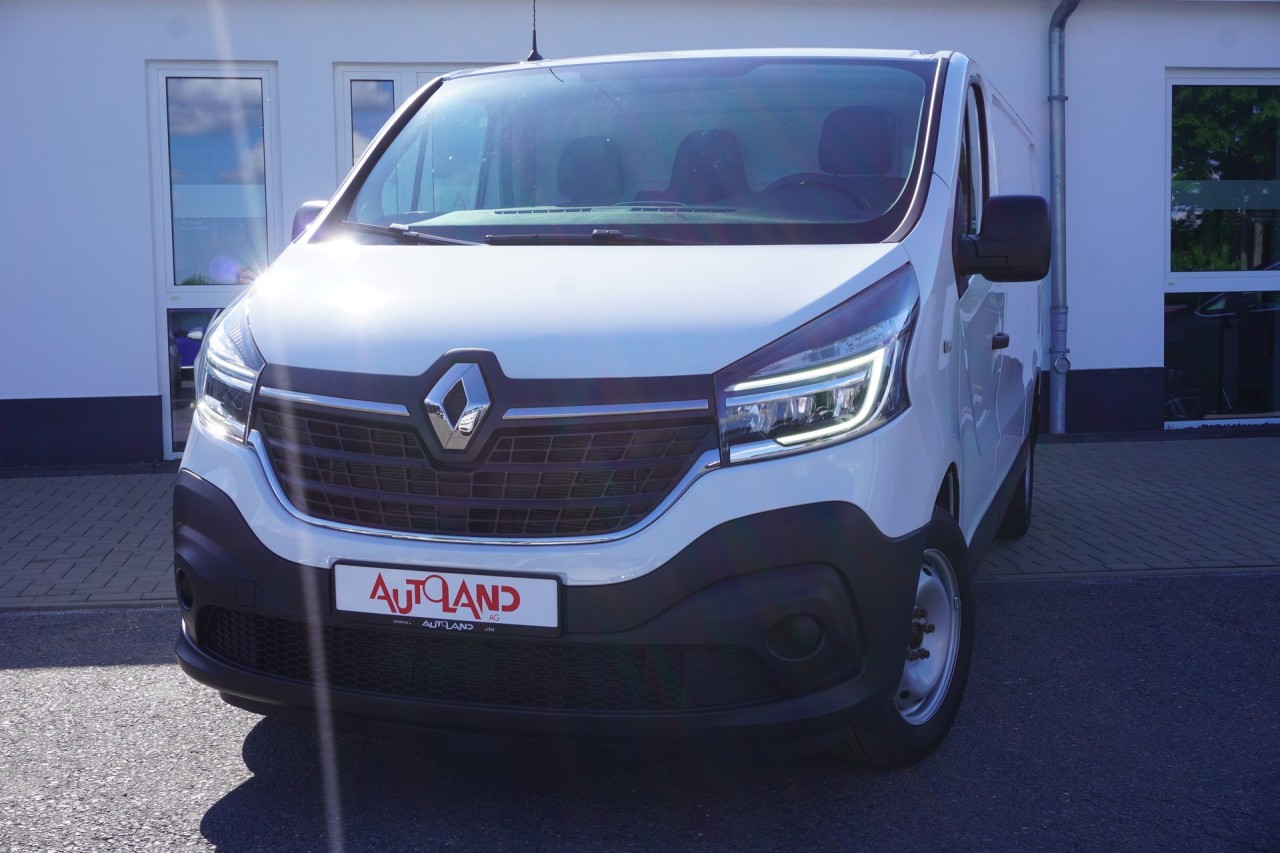 Renault Trafic 2.0dCi 120 L2H1 3.0t Komfort AC