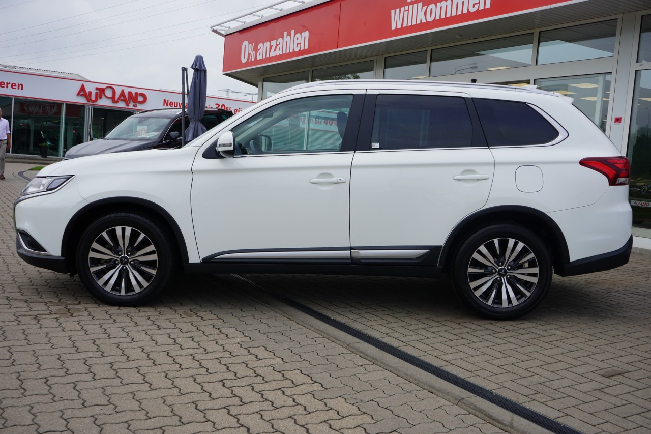 Mitsubishi Outlander 2.0 Diamant Edition