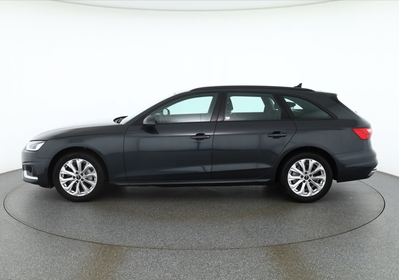 Audi A4 Avant 40 TFSI advanced