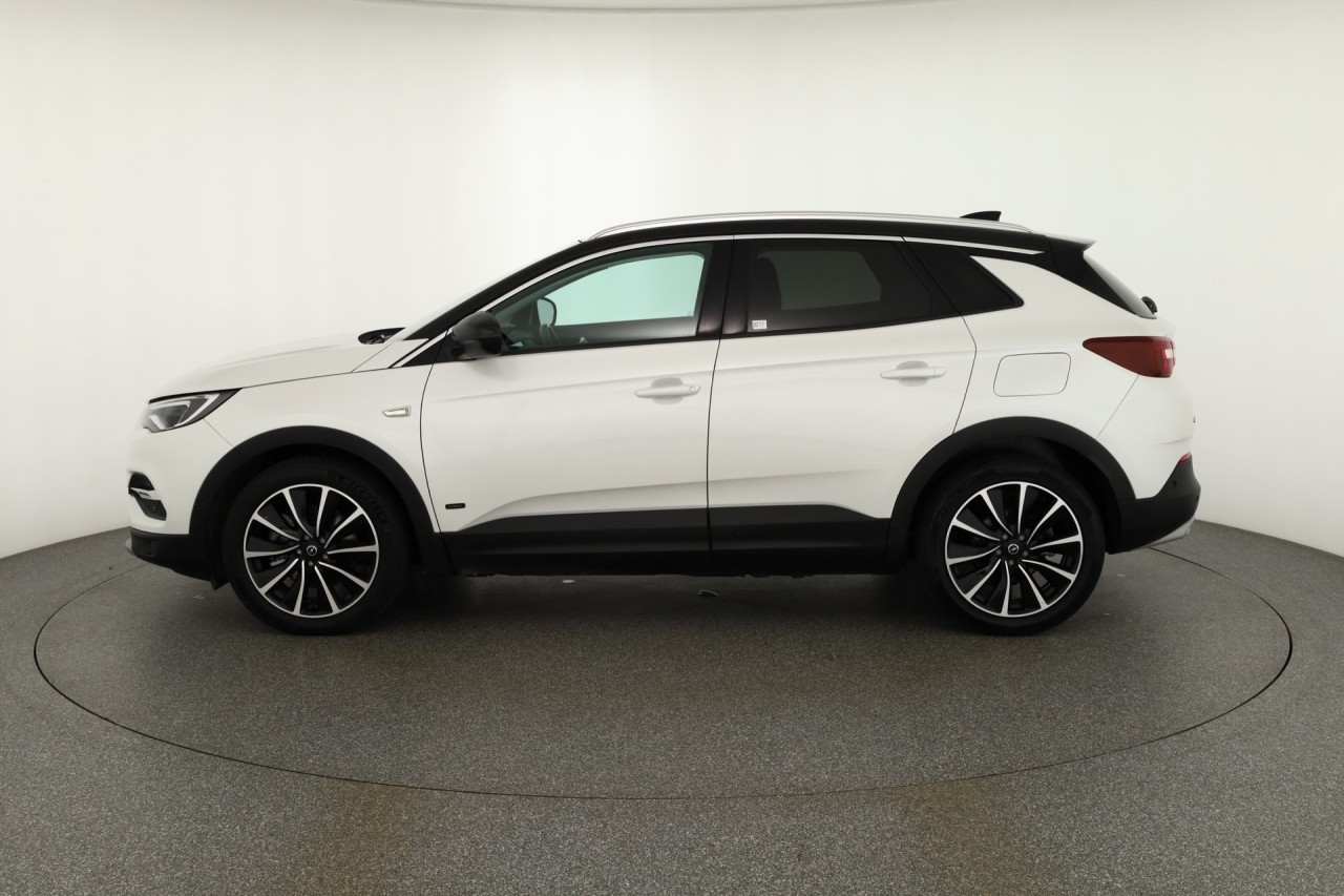 Opel Grandland X 1.6 Hybrid Ultimate