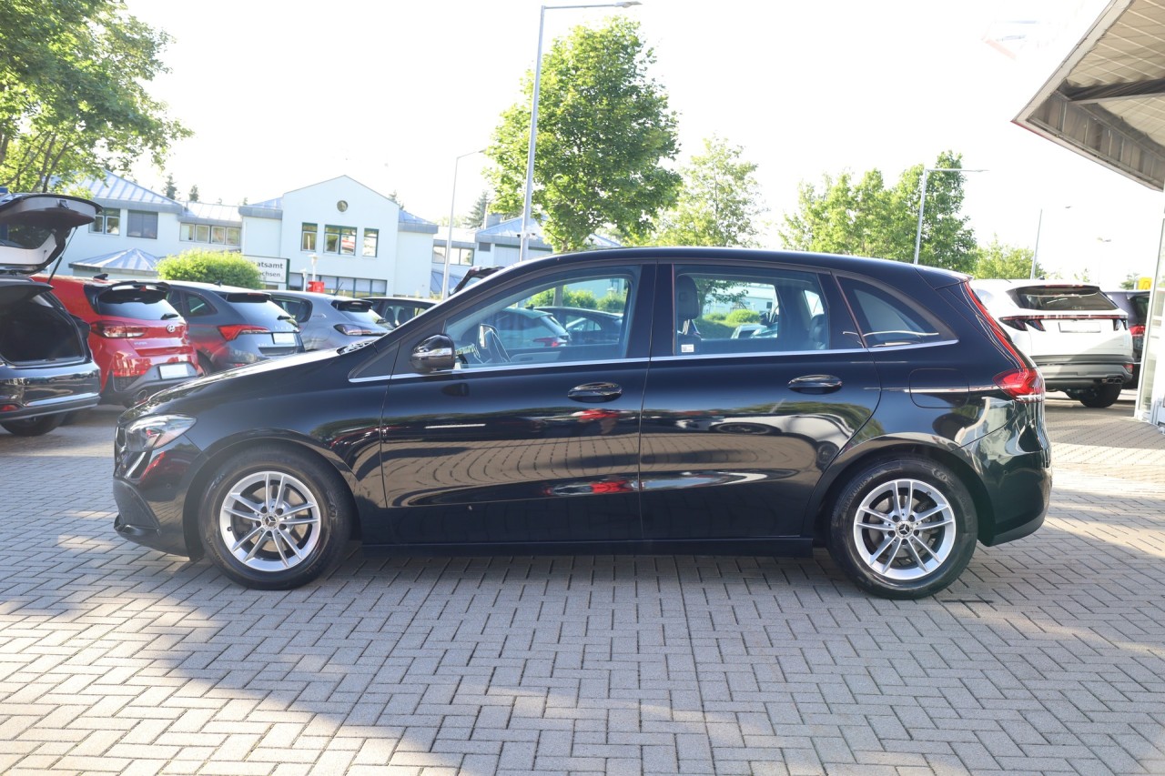 Mercedes-Benz B 180 B180