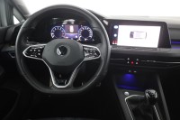 VW Golf VIII Variant 1.5 TSI R-Line