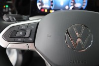 VW Golf VIII Variant 1.5 eTSI DSG