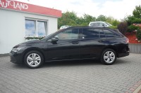 VW Golf VIII Variant 1.0 eTSI