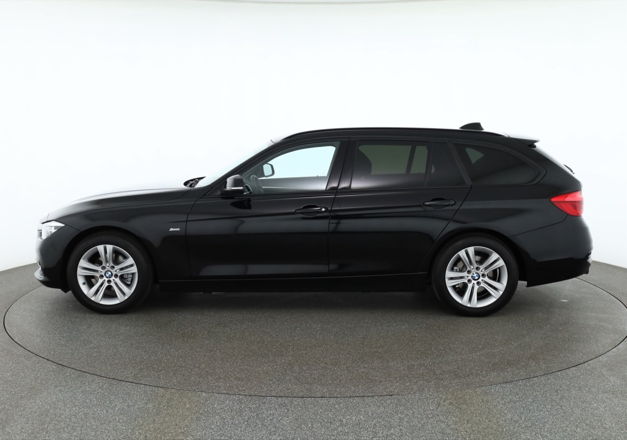 BMW 318 i Touring SportLine