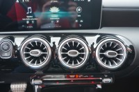 Mercedes-Benz A 220 A220 AMG Line Multibeam