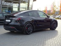 Tesla Model Y Performance Dual AWD
