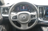 Volvo V60 Kombi 2.0 M-Hybrid Plus Dark
