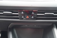 VW Golf Variant 1.5 eTSI R-Line
