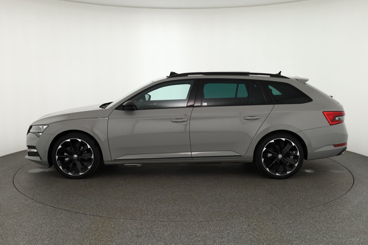 Skoda Superb Combi 1.4 TSI iV Sportline