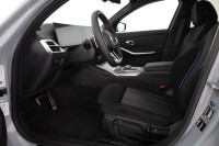 BMW 320 320i Touring M Sport Aut.