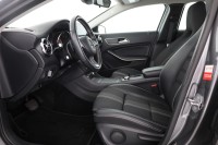 Mercedes-Benz GLA 180 7G-DCT Urban