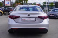 Alfa Romeo Giulia 2.0 Turbo 16V Super