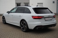 Audi A4 Avant 40 2.0 TDI S-Line