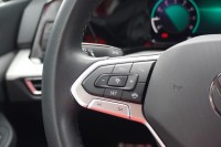 VW Golf VIII Variant 1.0 eTSI DSG
