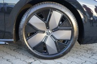 VW Passat Variant R-Line BlackStyle 2.0 TSI 4M DSG