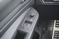 VW Golf VIII Variant 2.0 R-Line DSG