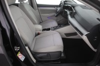 VW Golf VIII Variant 1.0 TSI DSG Life