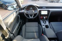 VW Passat Variant 1.5 TSI R-Line