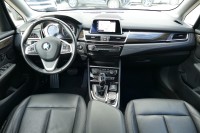 BMW 218 i Luxury Line Aut.