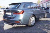 BMW 330 330iA Advantage AHK