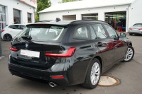 BMW 320 320dA Touring xDrive Advantage