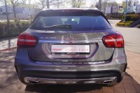 Mercedes-Benz GLA 200 AMG Line