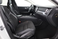 Volvo V60 D4 Momentum Pro