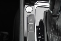 VW Passat Variant 1.8 R-Line