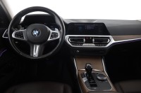 BMW 330 330e xDrive Touring Luxury