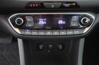 Hyundai i30 cw 1.6 CRDi DCT Intro Edition