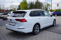 VW Golf VIII Variant R-Line eTSI DSG
