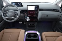 Hyundai Staria 1.6 T-GDI HEV Luxury Aut.