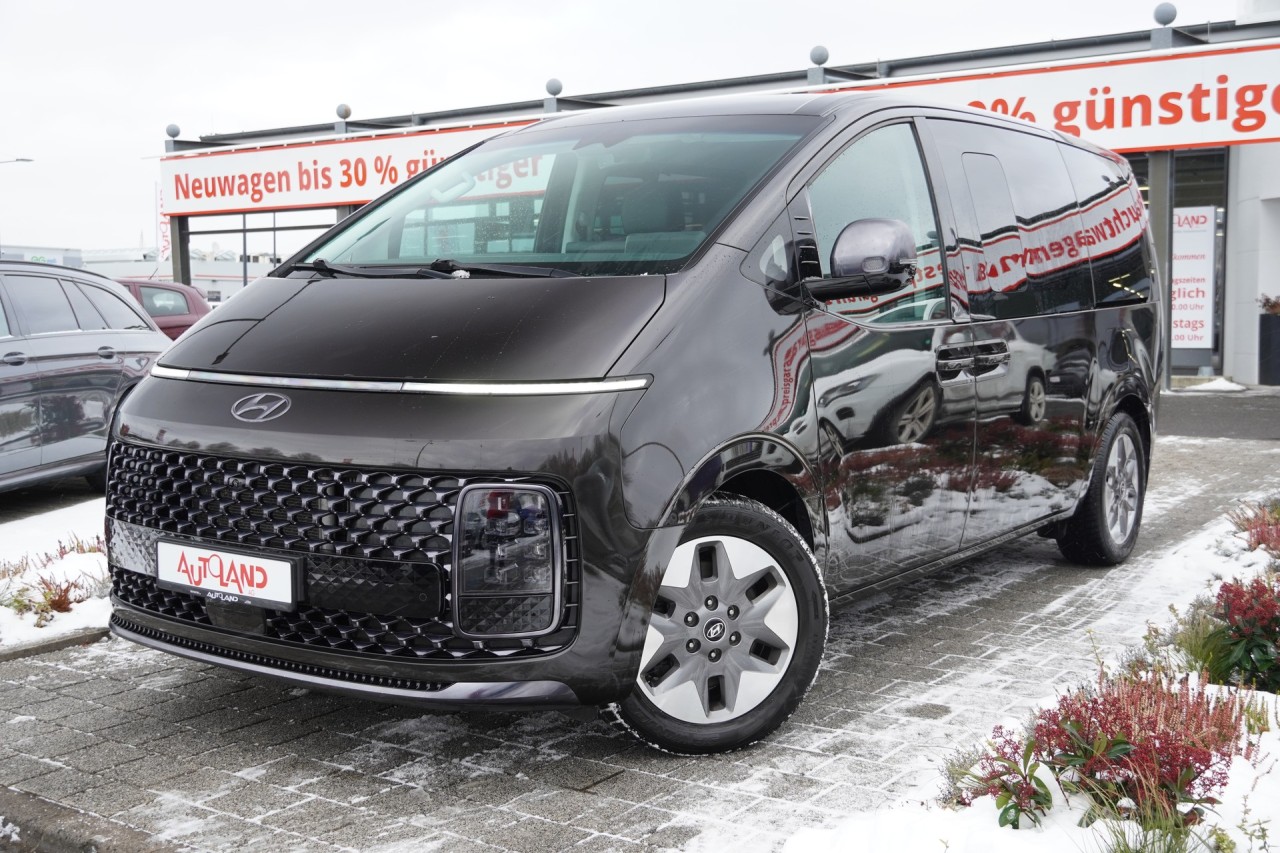 Hyundai Staria 2.2 Signature 2WD