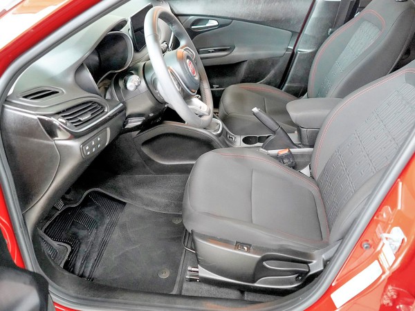 Fiat Tipo Kombi 1.0 GSE Cross Red