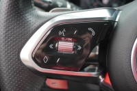 Jaguar XE 2.0 R-Dynamic S