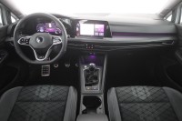 VW Golf VIII 1.5 TSI R-Line