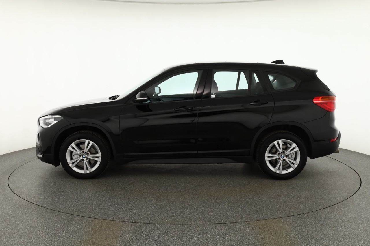 BMW X1 sDrive 18i Advantage