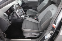 VW Golf VII Variant 1.5 TSI DSG R-Line