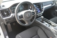 Volvo V60 Kombi 2.0 Momentum Pro