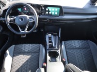 VW Golf VIII Variant 2.0 TSI DSG R-Line