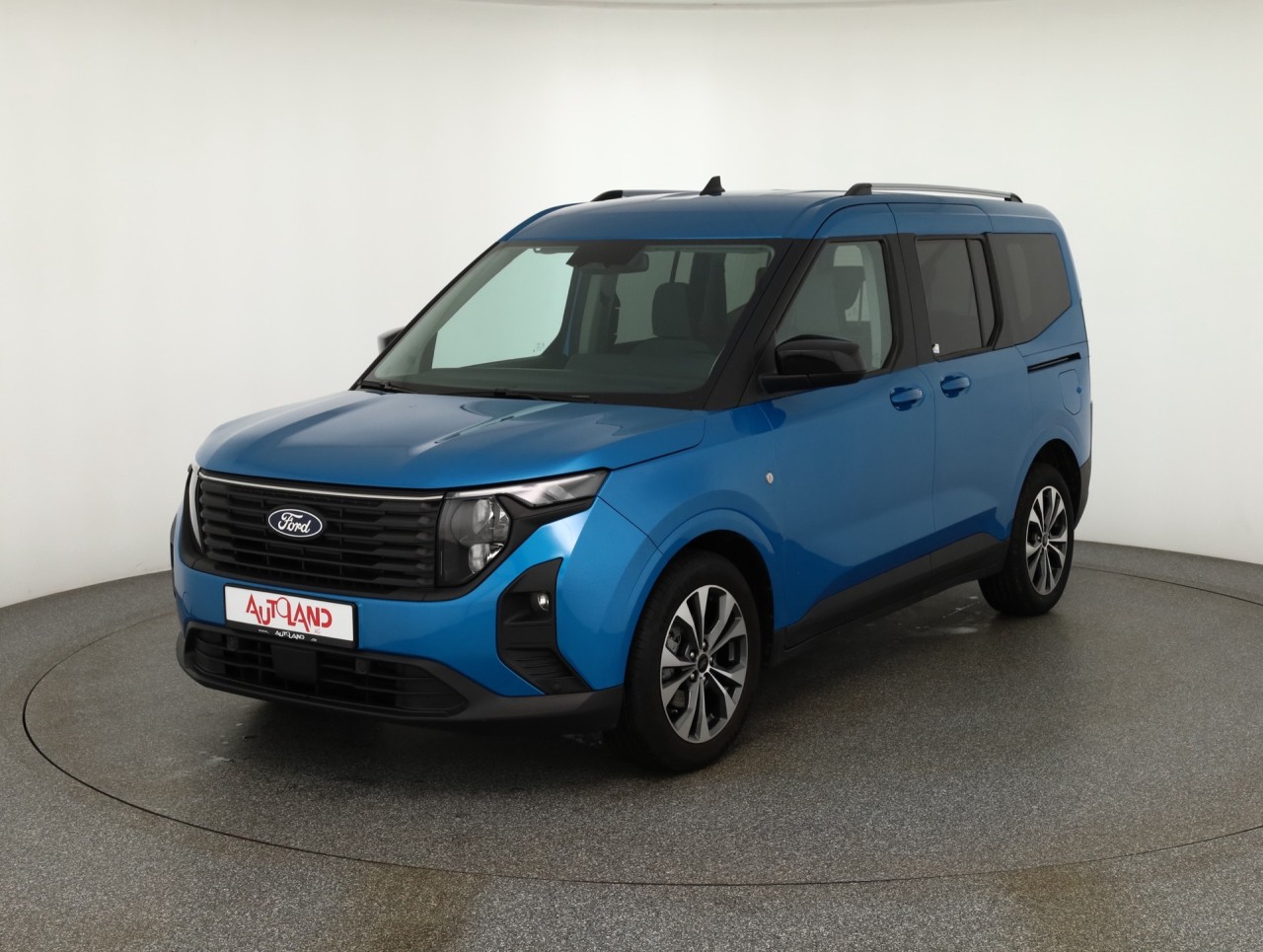 Ford Tourneo Courier Titanium 1.0 EB