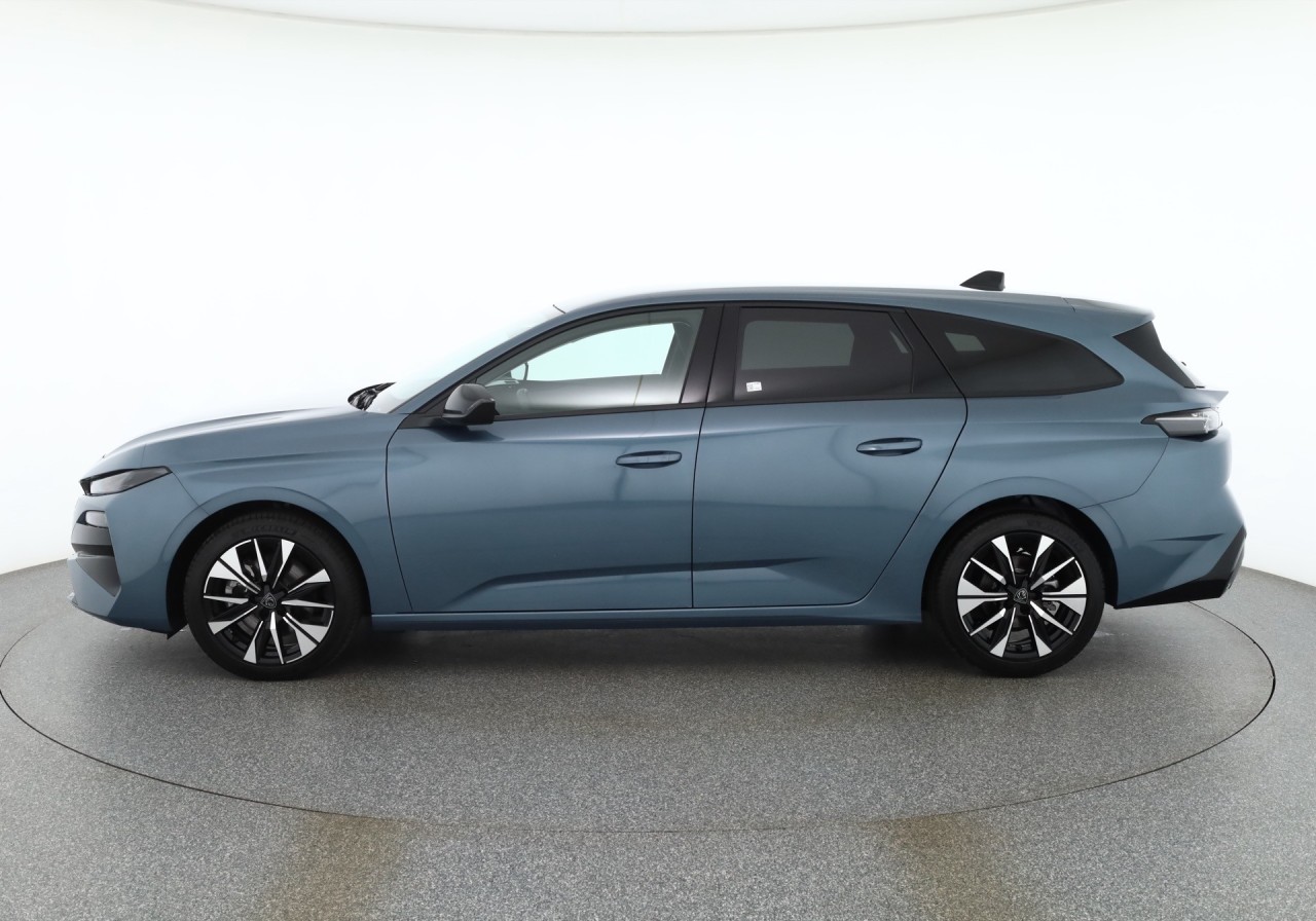 Peugeot 308 SW 1.2 Hybrid 145 Aut.