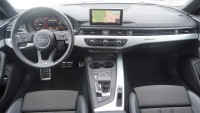 Audi A4 Quattro Avant 2.0 TDI quattro sport S Line