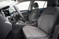 VW Golf VIII Variant 1.5 eTSI Life DSG