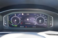 VW Passat Variant GTE