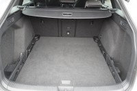 VW Golf VIII Variant 2.0 TDI R-Line