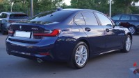 BMW 330 e xDrive Advantage