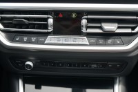 BMW 330 330e Advantage